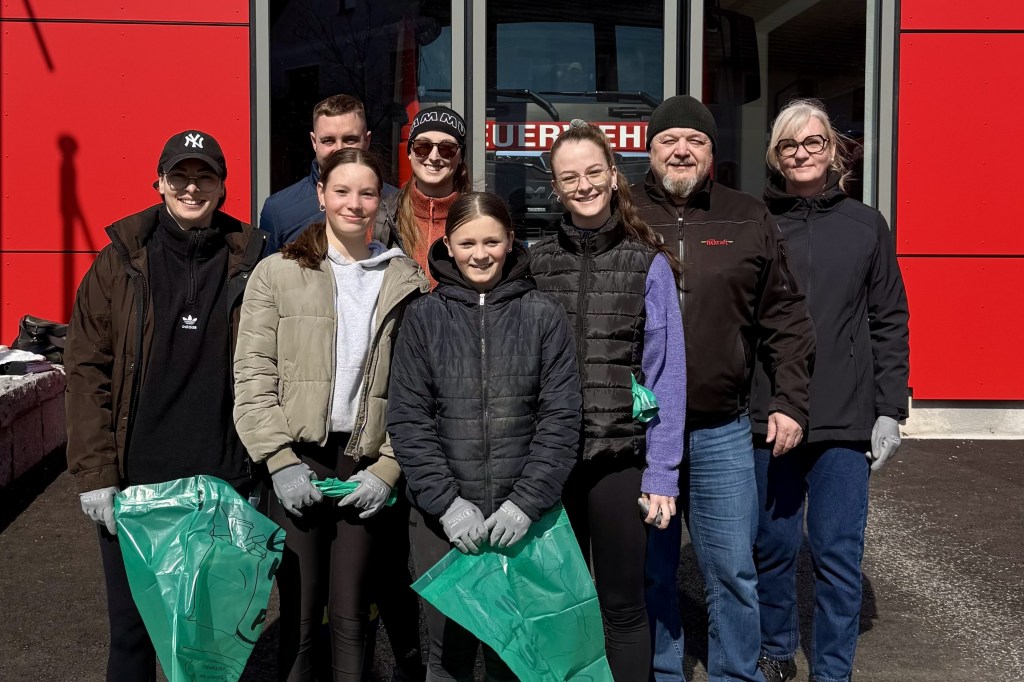 Die acht Personen des RBBS, welche sich an der Aktion beteiligt haben.